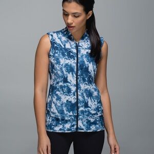 Lululemon Light Speed Vest Sea Side Silver Fox Alberta Lake Size 10